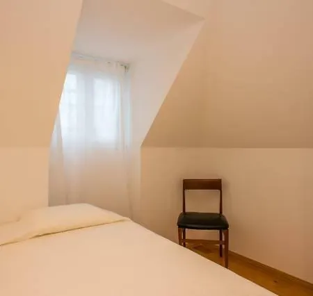 Renewed Flat In Typical Bairro Alto Διαμέρισμα Lisboa