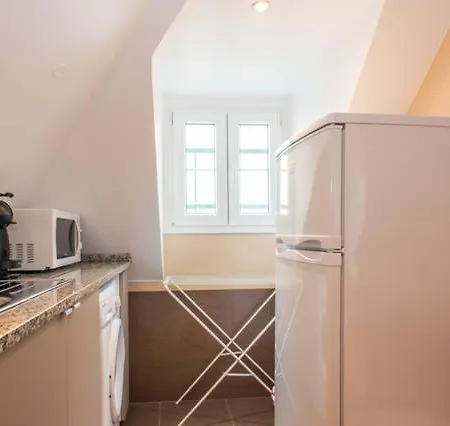Renewed Flat In Typical Bairro Alto Lisboa